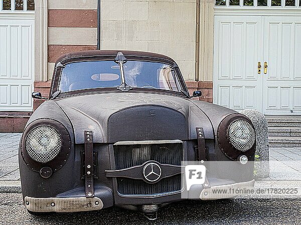 Mercedes-Benz  Lederverkelidet  Oldtimermeeting  Kurpark  Baden-Baden  Baden-Württemberg  Deutschland  Europa