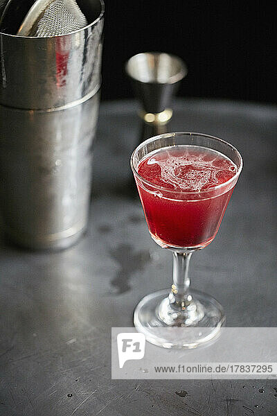 Roter Cocktail