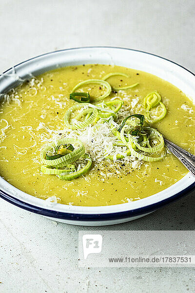 Quick potato-leek soup with Parmesan cheese