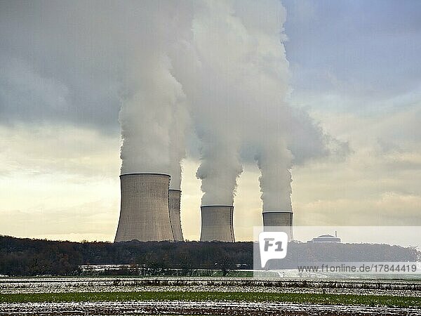 Cattenom Nuclear Power Plant  AKW  Atomkraftwerk Cattenom  Lothringen  Frankreich  Europa