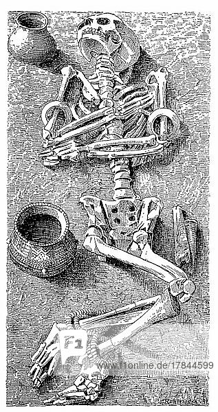 Skelett in einem Grab mit Grabbeigaben  Deutschland  Steinzeit  digital restaurierte Reproduktion einer Originalvorlage aus dem 19. Jahrhundert  genaues Originaldatum nicht bekannt  Europa