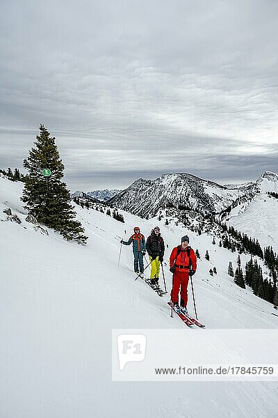 Three ski tourers  Jägerkamp  Schlierseer Berge  Mangfall mountains  Bavaria  Germany  Europe