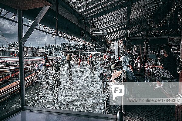 Boats at the floating market in Bangkok  Thailand  Asia