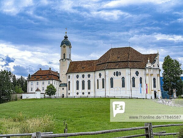 Wallfahrtskirche zum Gegeißelten Heiland auf der Wies  Wieskirche  UNESCO-Weltkulturerbe  Steingaden  Bayern  Deutschland  Europa