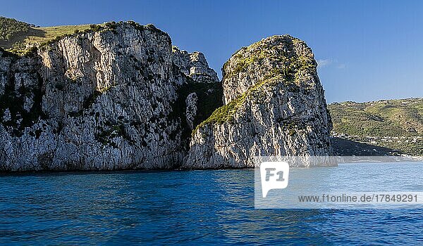 Rocky coast near Positano  Amalfi Coast  Gulf of Salerno  Campania  Southern Italy  Italy  Europe