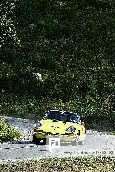 13. 08. 2022  Olympia Rallye  1972  50 Jahre Revival 2022  Autorennen  Ralley  Oldtimer  Freising  Porsche 911