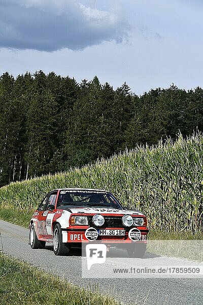 13. 08. 2022  Opel Ascona B  Olympia Rallye 72  1972  50 Jahre Revival 2022  Autorennen  Rallye  Oldtimer  Freising