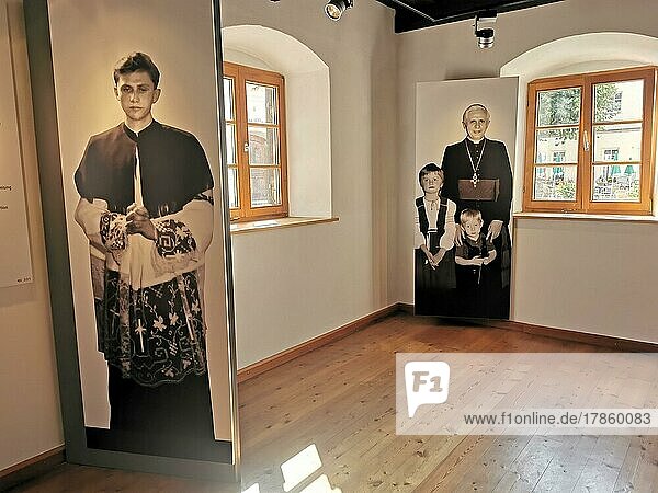 Stiftung Geburtshaus Papst Benedikt XVI  Papstmuseum  Stationen des Lebens von Joseph Aloisius Ratzinger  Marktl  Landkreis Altötting  Oberbayern  Deutschland (editorial only)