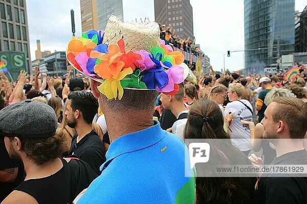 Christopher Street Day  Pride-Marsch  Berlin