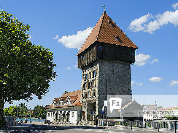 Deutschland  Baden-Württemberg  Konstanz  Außenansicht des Rheintorturm-Museums