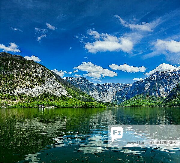 Hallstätter See Bergsee in Österreich. Region Salzkammergut  Österreich  Europa