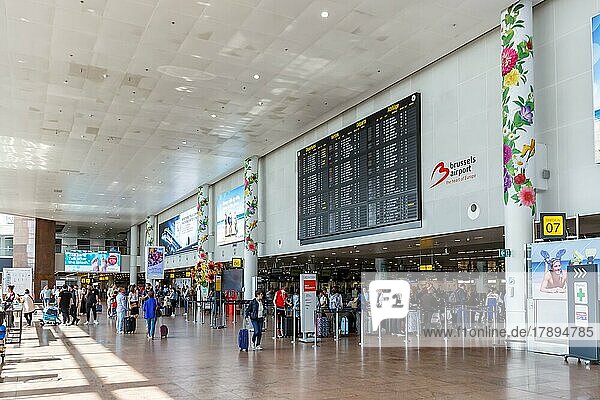 Terminal des Flughafen Brüssel  Belgien  Europa