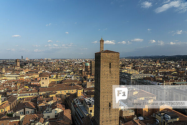 Italy  Emilia-Romagna  Bologna  View of historic old town with tall medieval tower in foreground