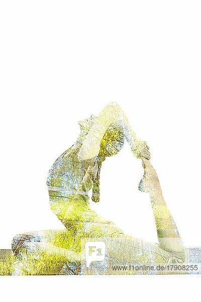Natur Harmonie gesunden Lebensstil Konzept  Doppelbelichtung Bild der Frau tun Yoga Asana King Pigeon Pose Raja Kapotasana Übung vor weißem Hintergrund