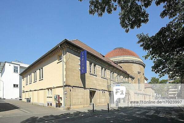 Capitol ehemalige Synagoge erbaut 1913 und Wahrzeichen  Main  Offenbach  Hessen  Deutschland  Europa