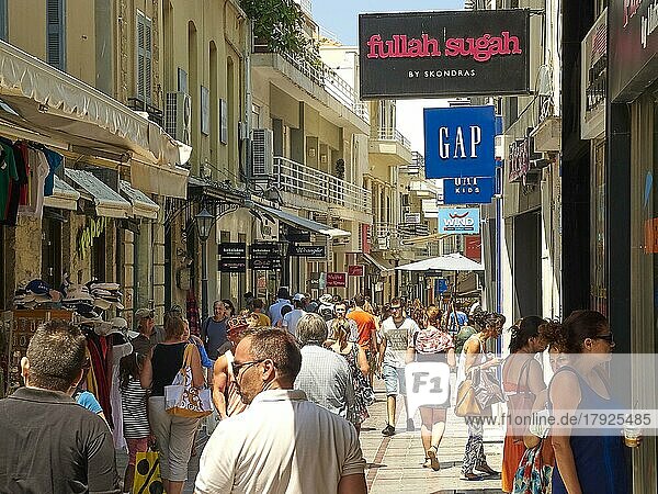 City centre  old town  pedestrian zone  many passers-by  shops  signs  Heraklion  capital  island of Crete  Greece  Europe