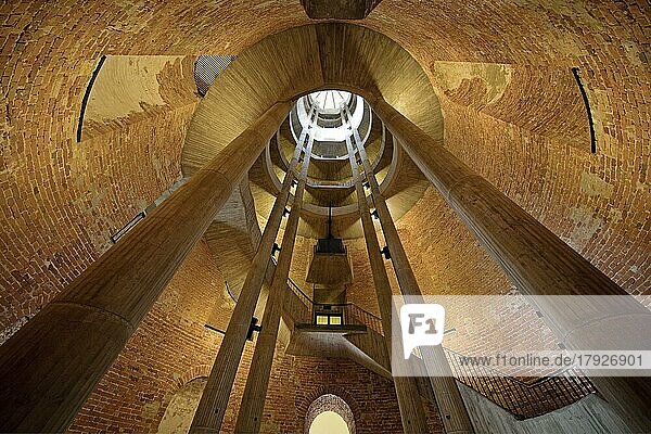 Innenraumaufnahme  Aufblick in den Glockenturm  Französischer Dom  Gendarmenmarkt  Berlin  Deutschland  Europa