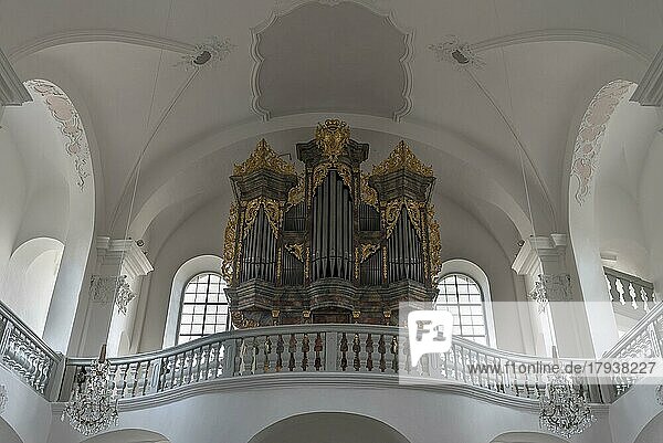 Orgelempore mit einem Prospekt der historischen Seuffert-Orgel 1756  Wallfahrtskirche Maria Limbach  Bauzeit 1751-1755  Limbach  Unterfranken  Bayern  Deutschland  Europa