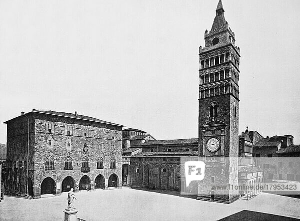 Historisches Foto (ca 1880) von Pistoia  Kirche S. Giovanni Fuorcivitas  Glockenturm der Kathedrale auf der Piazza Duomo  Toskana  Italien  Historisch  digital restaurierte Reproduktion einer Originalvorlage aus dem 19. Jahrhundert  genaues Originaldatum nicht bekannt  Europa