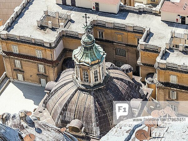 Blick vom Petersdom  Vatikanstadt  Rom  Latium  Italien  Europa