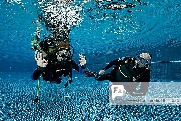 Disabled Diver with Instructor  Disabled Diving