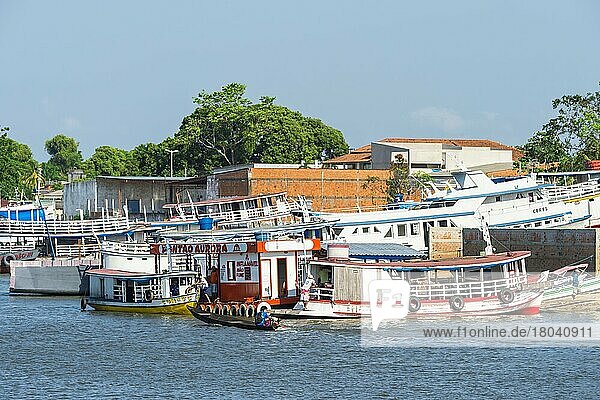 Traditional wood boats in the Parintins harbour  Parintins (Amazona) state  Brazil  South America
