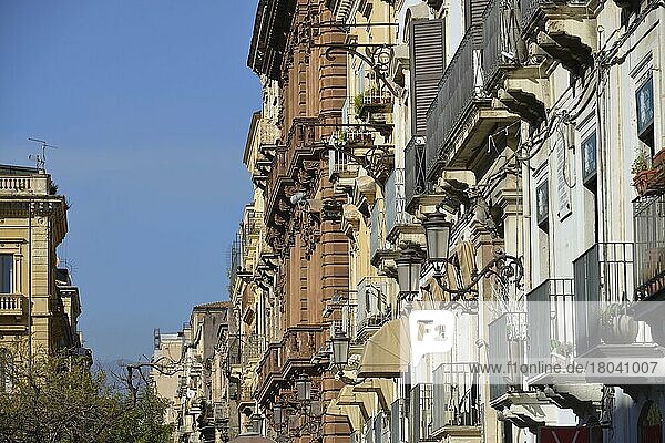 Hausfassaden  Via Etna  Catania  Sizilien  Italien  Europa