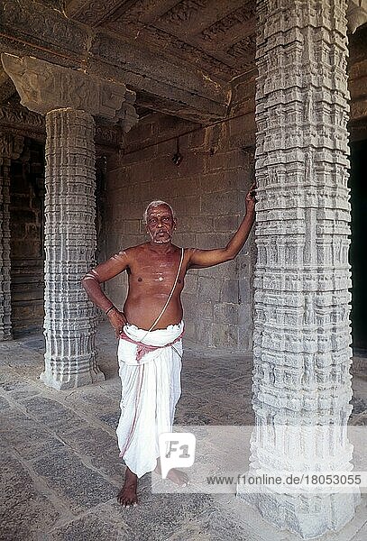 A Priest standing in Kampaheswarar Temple at Thirubuvanam  Tamil Nadu  India  Asia