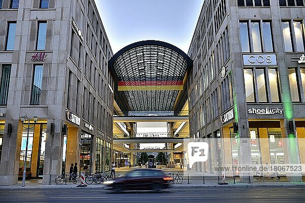 Mall of Berlin  Leipziger Straße  Mitte  Berlin  Deutschland  Europa