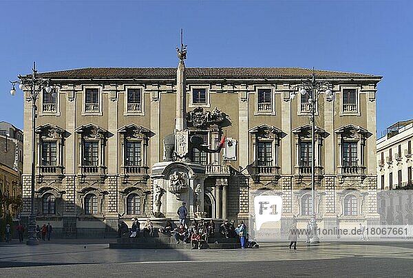 Elefantenbrunnen  Palazzo degli Elefanti  Piazza Duomo  Catania  Sizilien  Italien  Europa
