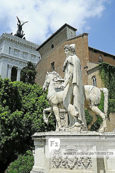 Statue  Denkmal  Musei Capitolini  Kapitolinische Museen  Museum  Piazza del Campidoglio  Kapitolsplatz  Rom  Latium  Italien  Europa
