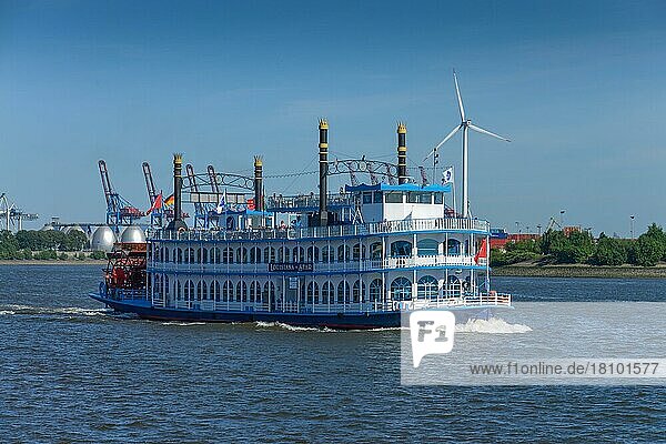 Louisiana Star  Harbour Cruise  Elbe  Hamburg  Germany  Europe