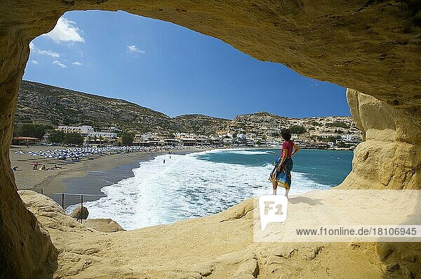Höhle am Strand von Matala  Kreta  Griechenland  Europa