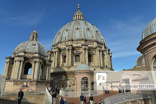 Kuppel  Petersdom  Vatikanstadt