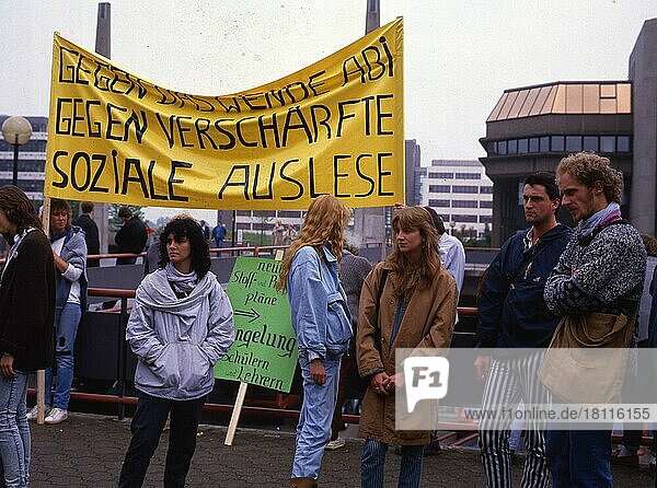 Dortmund. Schülerprotest zur Abi-Reform am 12. 6. 1987