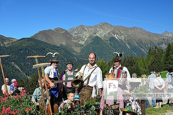 Almfest  Pustertal  Meransen  Südtirol  Italien  Europa
