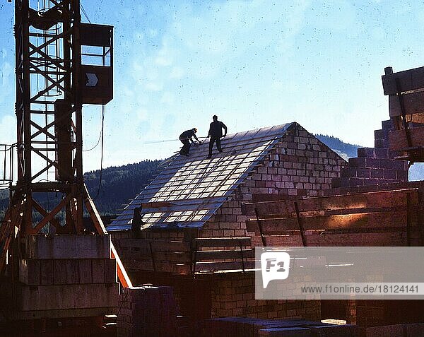 Iserlohn  Bauwesen  Bauvorhaben  Zimmerleute  ca  1979-80 Dachdecker