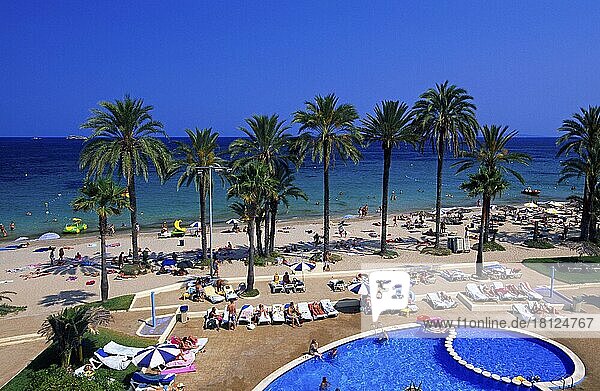Playa d'en Bossa  Ibiza  Balearische Inseln  Spanien  Europa