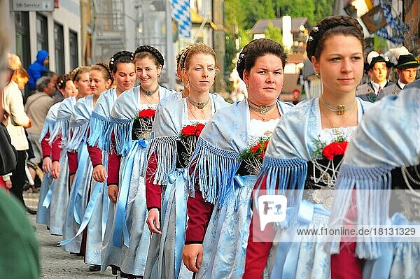 Traditional costumes  traditional traditional costume woman  dirndl  procession  Bavaria  Germany  Europe