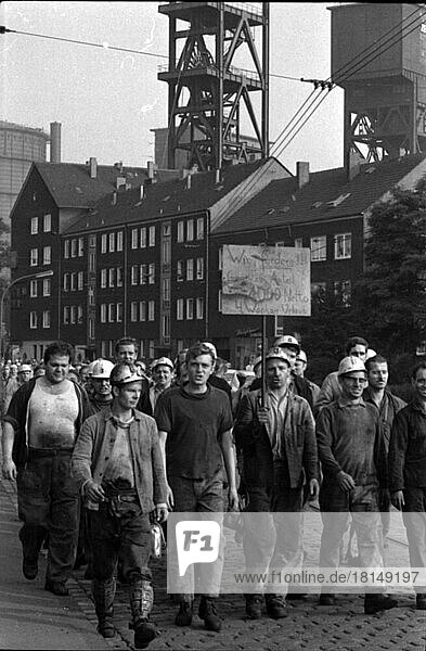 The miners' strike in Sept. 1969 went down in history as a wildcat strike because the strikers spontaneously stopped work  left their jobs underground and demonstrated through Dortmund with self-painted signs. A director of the colliery and the labour director tried to stop the miners from shutting down the coking plant