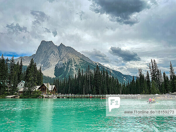 Emerald Lake im Yoho National Park  British Columbia  Kanada.