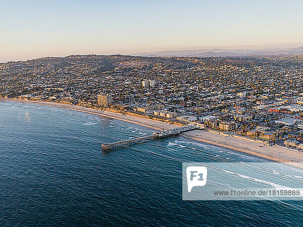 Crystal Pier Pacific Beach San Diego Ocean Blvd Luftaufnahme