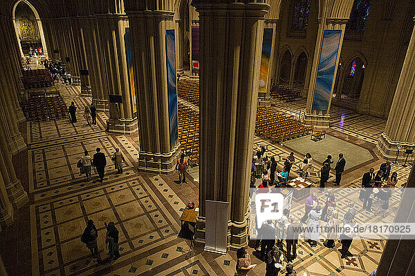 Szene aus dem Inneren der Washington National Cathedral in Washington  DC  USA; Washington  District of Columbia  Vereinigte Staaten von Amerika