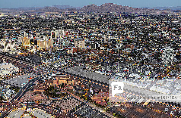 Luftaufnahme des Clark County Government Center in Las Vegas  Nevada  USA; Las Vegas  Nevada  Vereinigte Staaten von Amerika