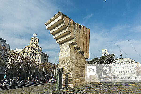 Denkmal für Francesc Macia  Präsident der katalanischen Regierung  auf dem Placa de Catalunya (Barcelona); Barcelona  Spanien