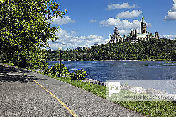 Parliament Buildings and Ottawa River  Ottawa  Ontario  Canada
