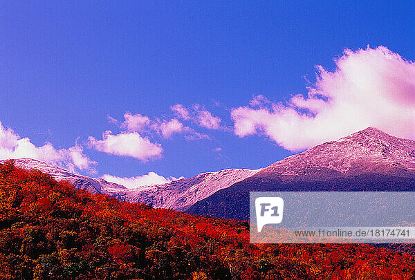 Presidential Mountain Range in Autumn  White Mountains National Forest  New Hampshire  USA