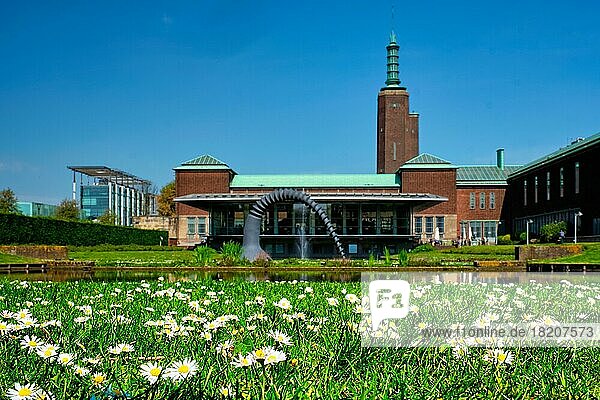 ROTTERDAM  DIE NIEDERLANDE  11. MAI: Kunstmuseum Boijmans Van Beuningen in Rotterdam in den Niederlanden. Es befindet sich im Museumpark