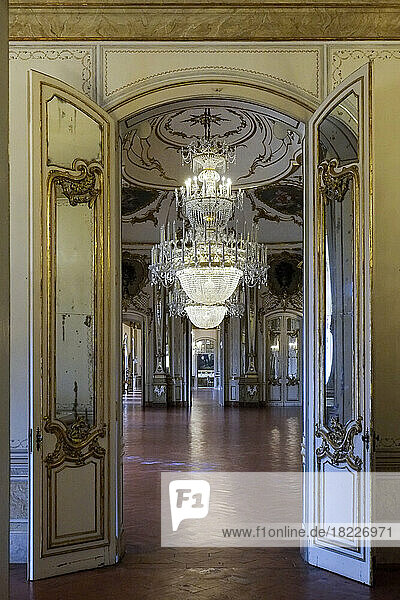 Portugal  Lisbon  Interior of Royal Palace with ornate chandelier 