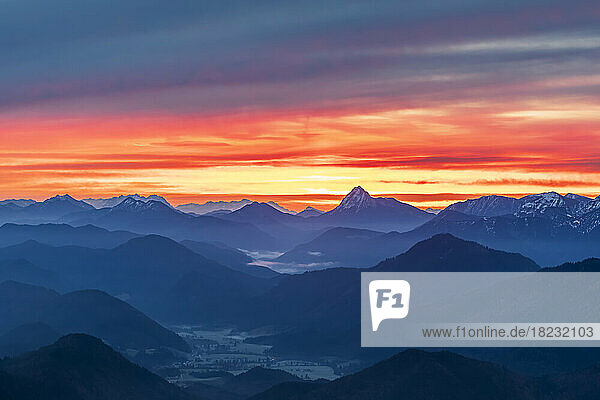 Germany  Bavaria  Bavarian Prealps at fiery dawn